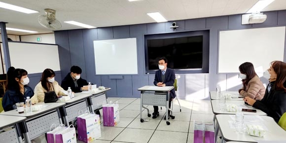 5_1.제주국제교육원, 2023 겨울방학 호주 뉴잉글랜드대학 연계 화상프로젝트 수업 오리엔테이션 개최.jpg